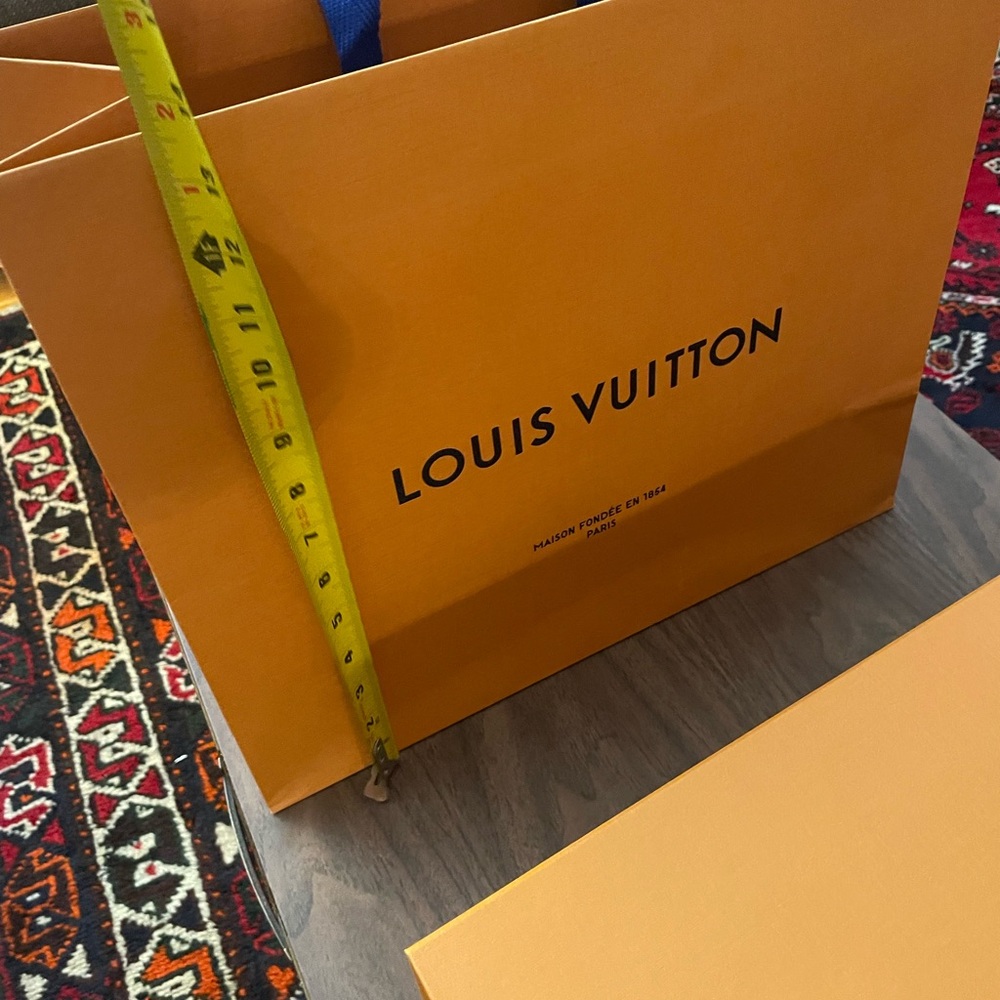 Louis Vuitton Signature Orange Set - Picture 5 of 8